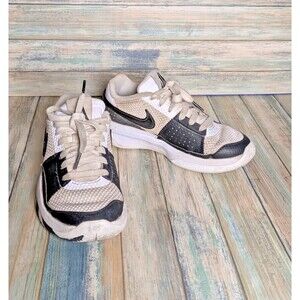 Nike Court Zoom GP Turbo White Black Youth Tennis Shoes Size 2.5Y GUC